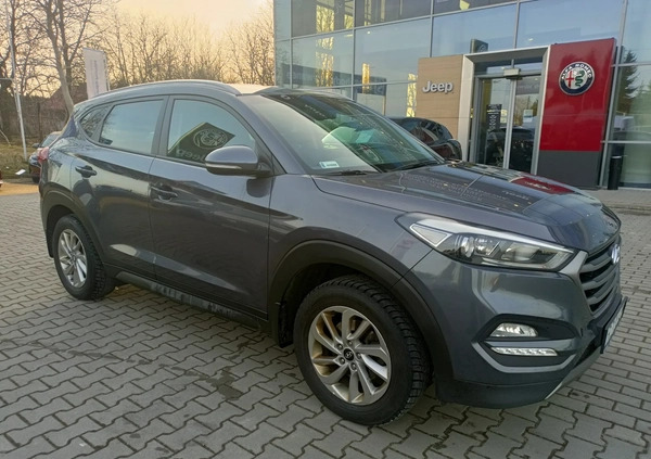 Hyundai Tucson cena 64900 przebieg: 145793, rok produkcji 2015 z Rzeszów małe 232